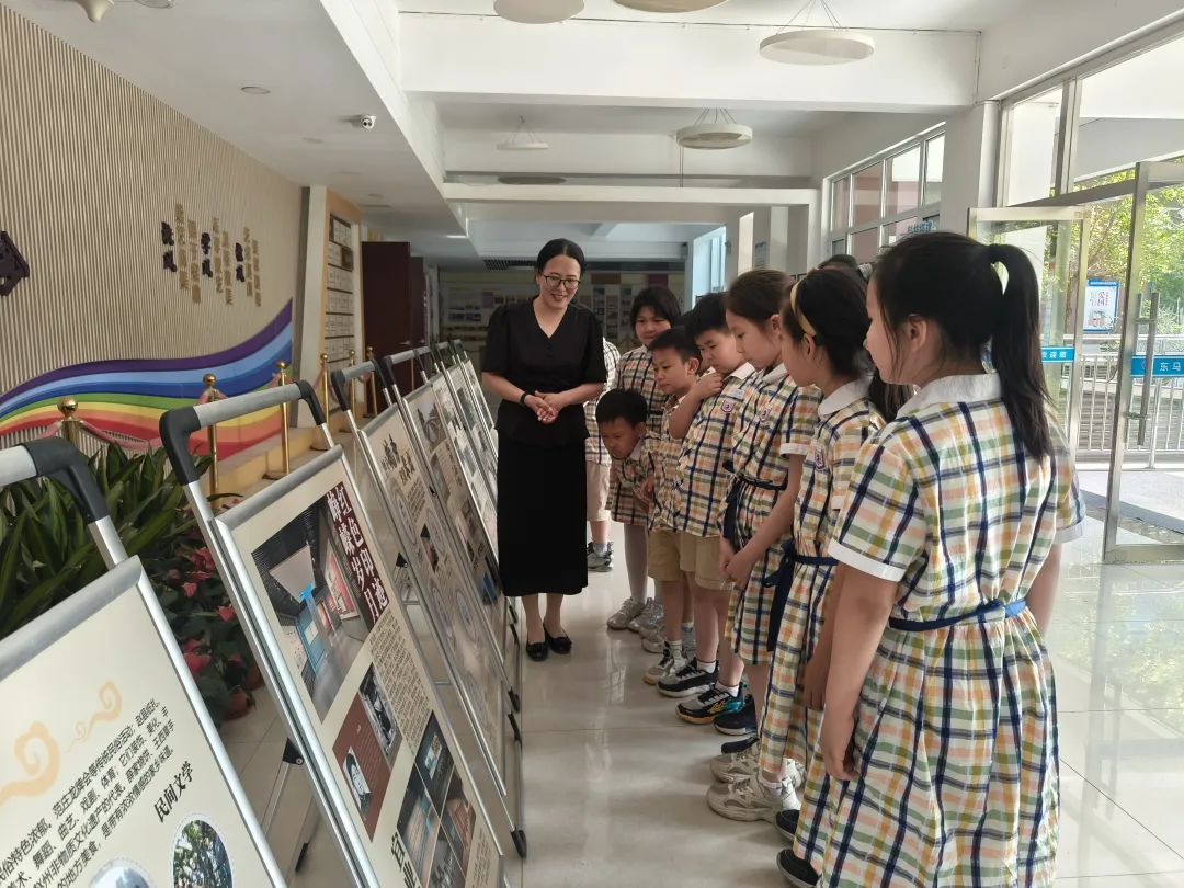 "移动的博物馆"走进石家庄市东马路小学